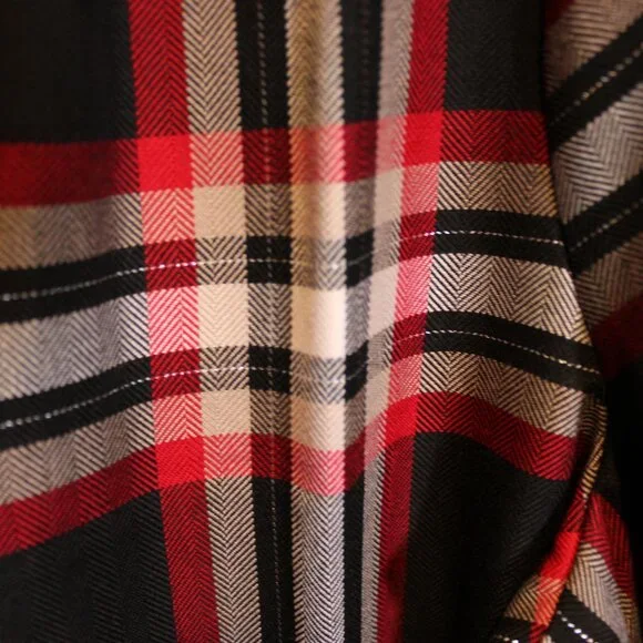 NWT - Christopher & Banks Long Sleeve blouse - Black-Red Plaid - Size L - Picture 9 of 9